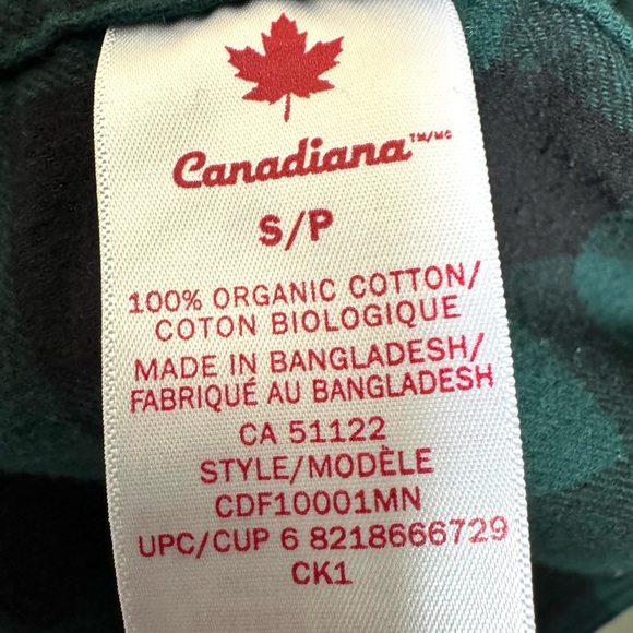 Men’s Canaidiana flannel button up. Size small - Picture 5 of 5